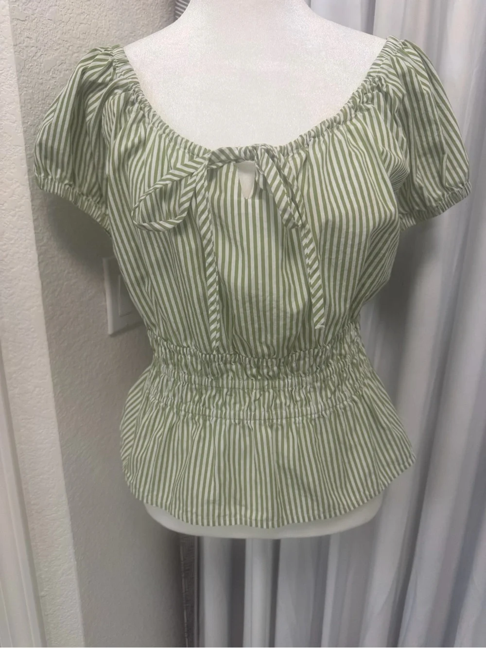 Banana Republic Green Striped Smocked Peplum Top Size L EUC